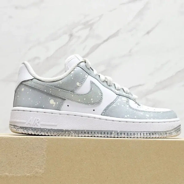[BUNJANG] Nike Women's Air Force 1 '07 Sneakers / 나이키 우먼스 에어 포스 1 '07 운동화 240