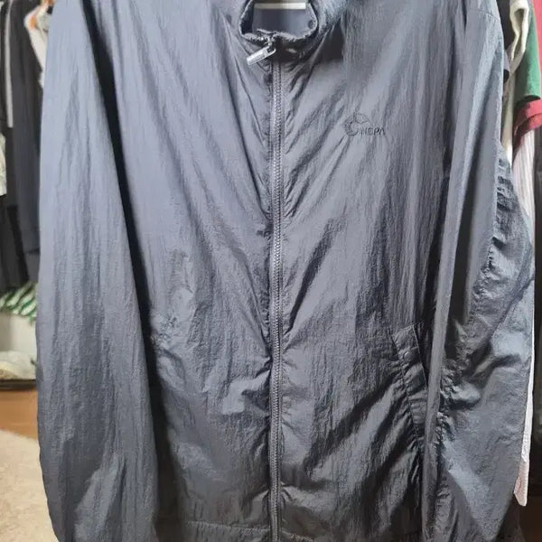 [BUNJANG] NEPA Men's Windbreaker Jacket / 네파 바람막이 점퍼 남성용