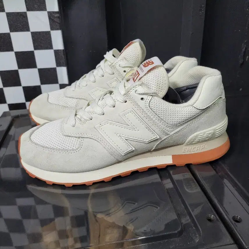 [BUNJANG] New Balance 574 Sneakers - Beige / 뉴발란스 574 스니커즈 베이지