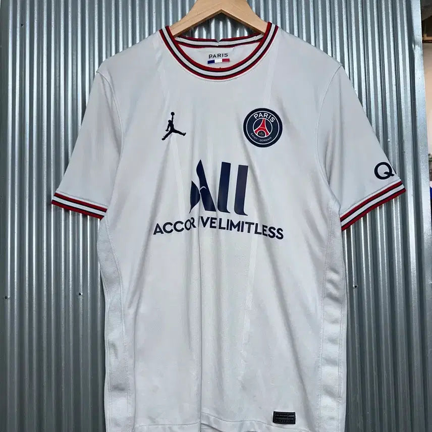 [BUNJANG] Nike Jordan x PSG White Football Jersey / [100] 나이키 조던 PSG 파리 생제르맹 화이트 축구 유니폼 저지