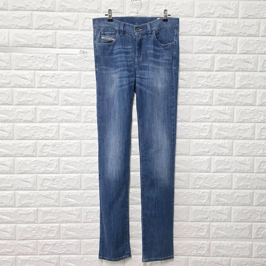 [BUNJANG] Diesel 29 Inch Waist Straight Fit Jeans D623 / 29인치 디젤 청바지 D623