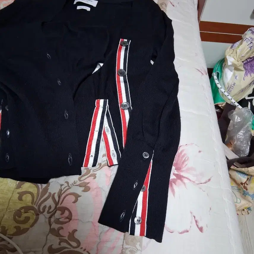 [BUNJANG] Thom Browne Cardigan / 탐브라운가디건