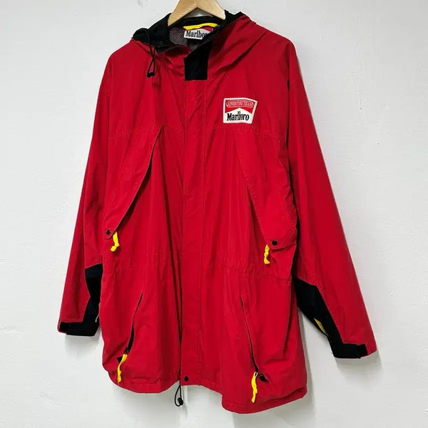 [BUNJANG] Marlboro Hooded Windbreaker Jacket / 말보로 후드 바람막이 자켓