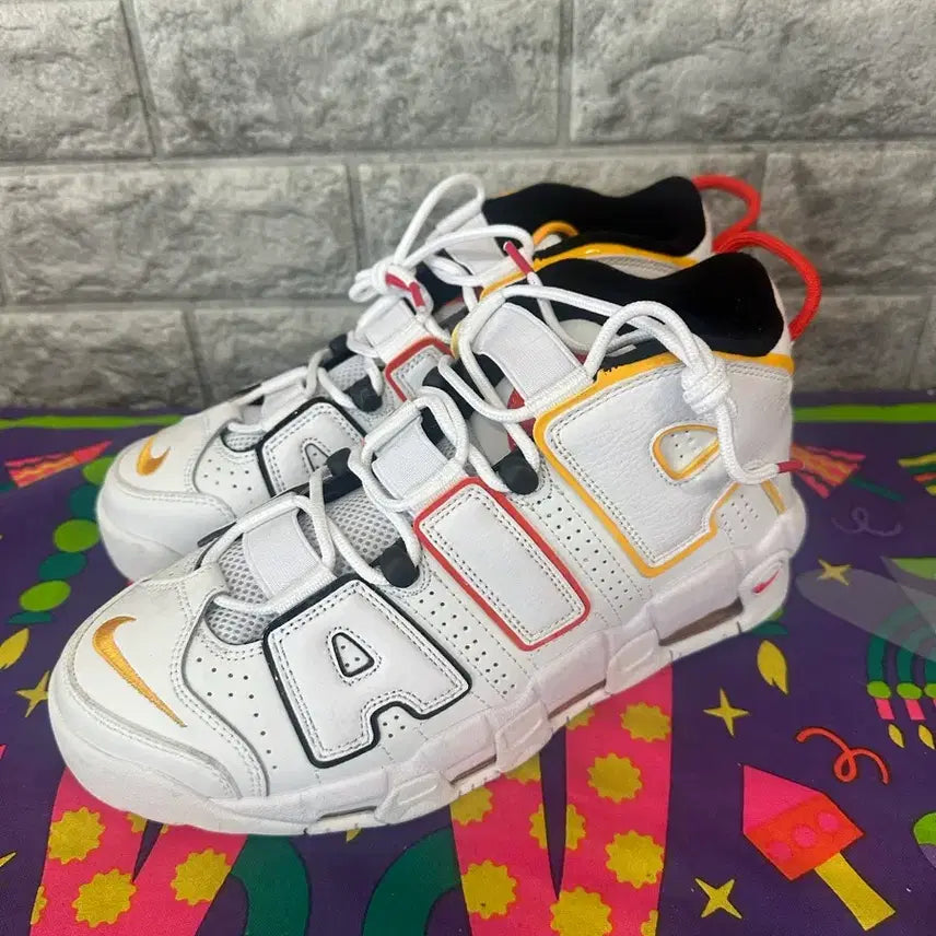 [BUNJANG] Nike Air More Uptempo 'Raygun' Sneakers (265mm) / [265mm]나이키 에어모아업템포 레이건