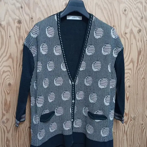 [BUNJANG] 2nd Floor Graphic Cardigan / 세컨플로어 2nd floor 그래픽  가디건