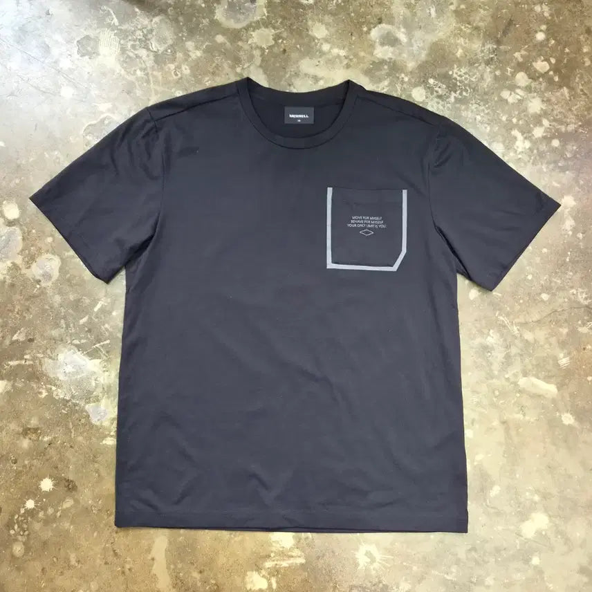 [BUNJANG] Merrell Front Pocket Short Sleeve T-Shirt (Size 105) / 105) 머렐 프론트포켓 반팔티 반팔티셔츠