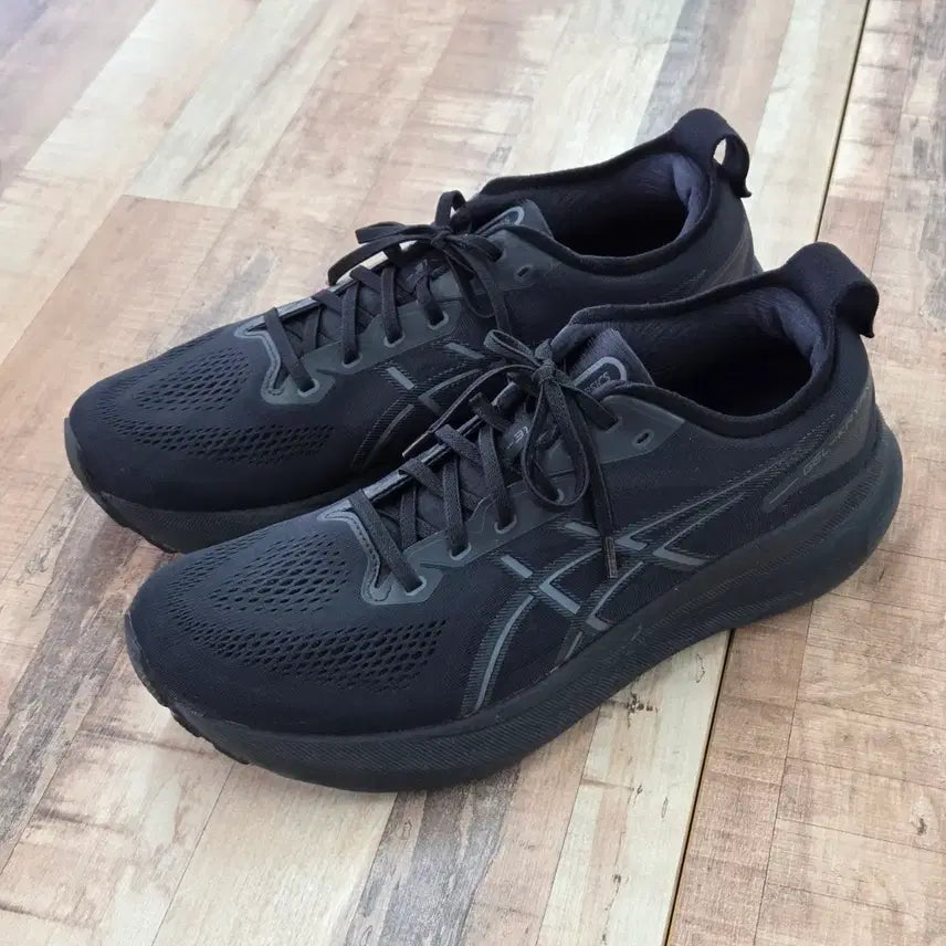 [BUNJANG] Asics Gel-Kayano 31 Running Shoes 290mm / 아식스 젤 카야노 31 290mm