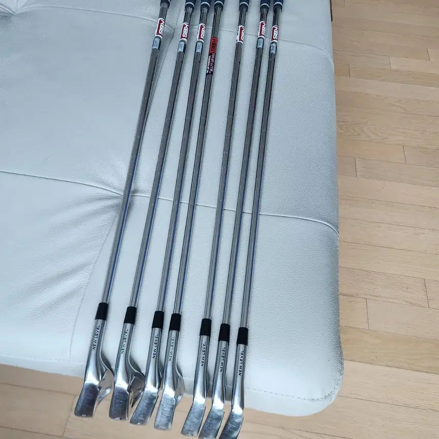 [BUNJANG] New Level 902 PD 4-P Iron Set KBS 95R Shaft / 뉴레벨 902 PD 4-P 아이언세트 KBS 95R 샤프트