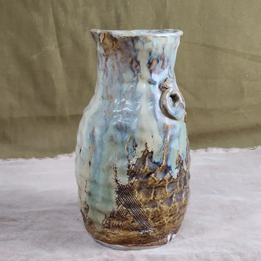 [BUNJANG] Handmade Cat Ceramic Vase / 수공으로 만든 양이 도자기화병