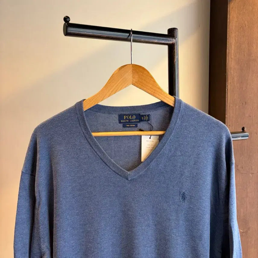 [BUNJANG] Polo Ralph Lauren Sky Blue V-Neck Knit XL / 17762 - 폴로 랄프로렌 스카이블루 브이넥 니트