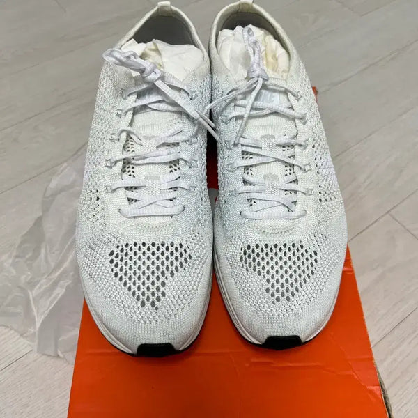 [BUNJANG] Nike Flyknit Racer White Running Shoes / 나이키 플라이니트 레이서 화이트 285
