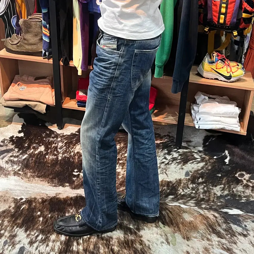 [BUNJANG] Diesel Boot Cut Denim Pants (Size 29) / 디젤 부츠컷 데님 팬츠 (29)