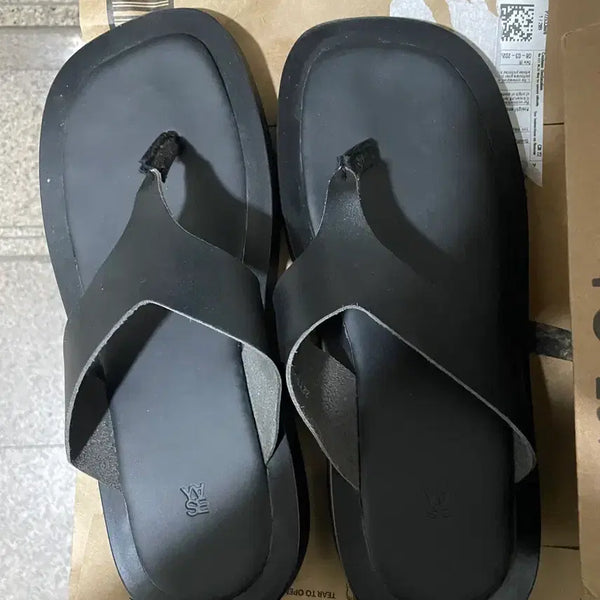 [BUNJANG] Yase Black Leather Thong Sandals Size 270 / 야세 (Yase) 블랙 가죽 쪼리 샌들 270sz