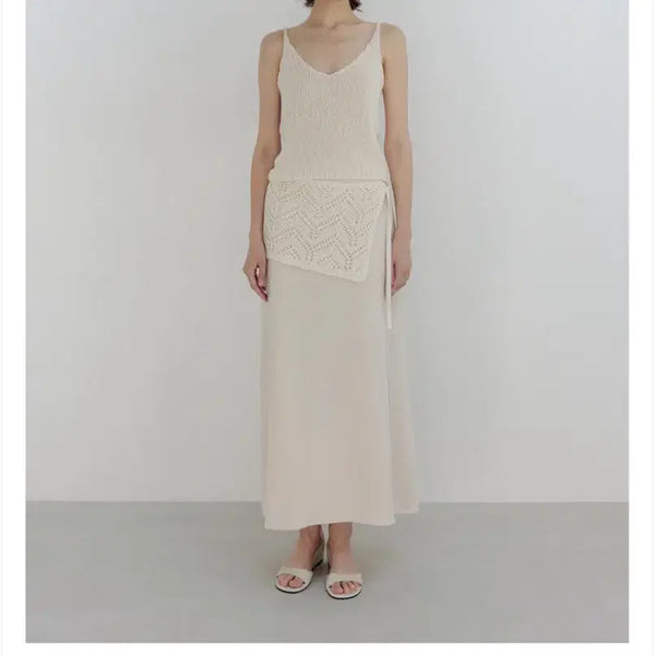 [BUNJANG] Moia Sleeveless Top / 모이아 슬리브리스