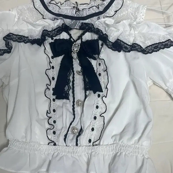 [BUNJANG] Lizlisa Short Sleeve Blouse / 리즈리사 반팔 블라우스 판매