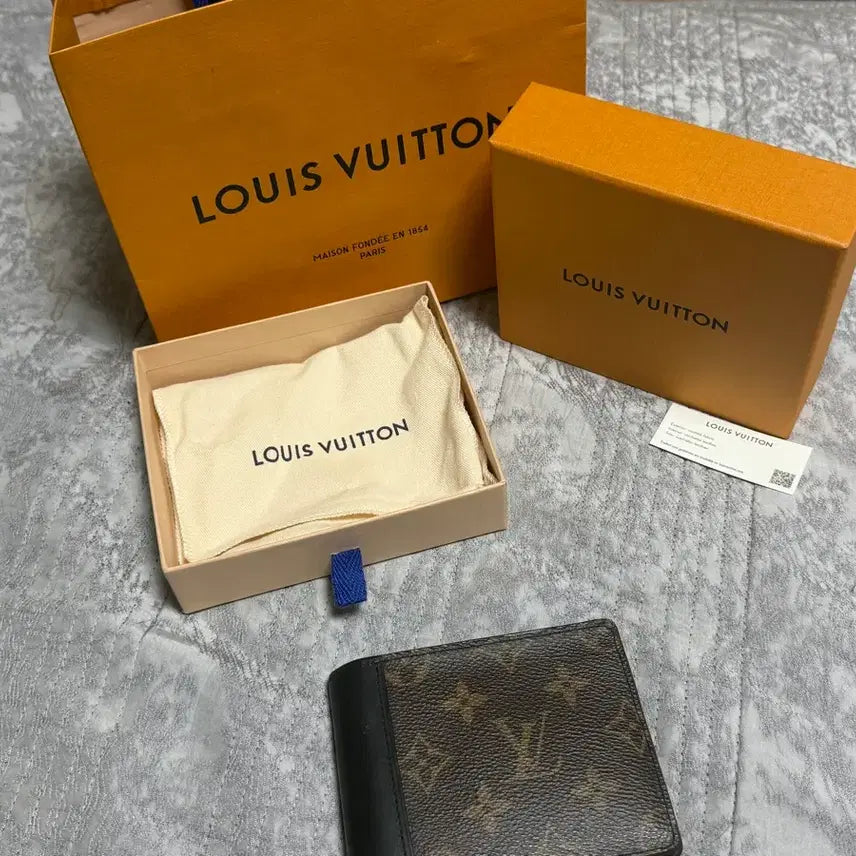 [BUNJANG] Louis Vuitton Multicolor Wallet Bifold / 루이비통 멀티플 윌릿 반지갑 판매합니다
