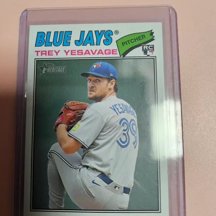 [BUNJANG] Toronto Blue Jays 2026 Topps Heritage Rookie Card - Trey Yoshio / 토론토)트레이 예세비지 2026 탑스 Heritage 루키 카드