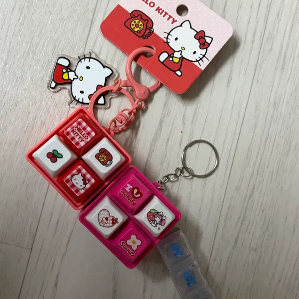 [BUNJANG] Hello Kitty & My Melody Keycap Keyring / 키티 마멜 키캡 키링