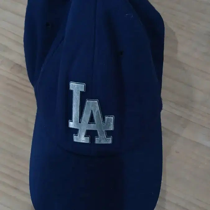 [BUNJANG] LA Dodgers Navy Metal Tab Baseball Cap / LA다저스 볼캡 네이비 쇠탭입니다