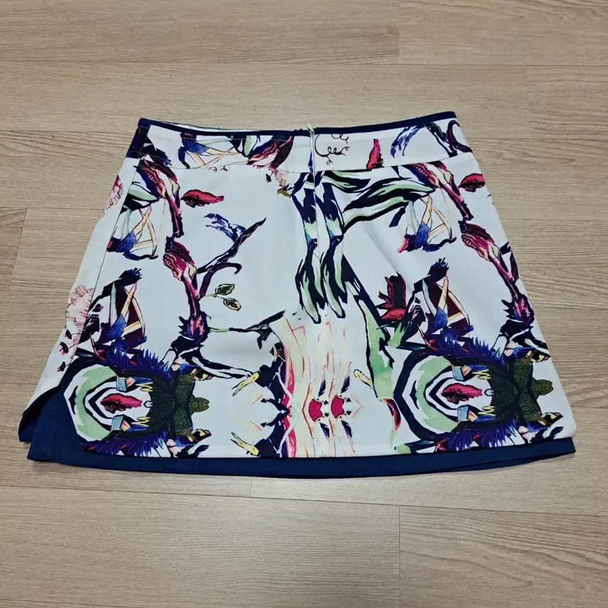 [BUNJANG] A one Floral Pattern Midi Skirt Navy / A one. 플로럴 패턴 스커트 네이비