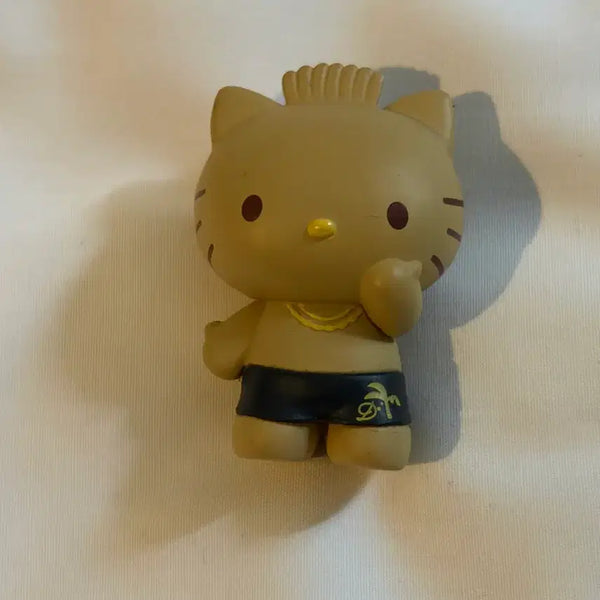 [BUNJANG] Hello Kitty Tanning Boyfriend Figure / 태닝 키티 남자친구 피규어 헬로키티 하와이안
