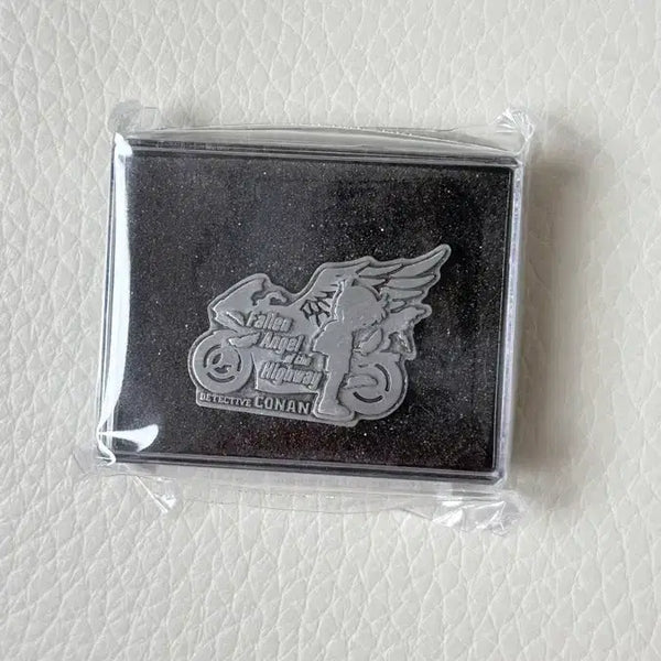 [BUNJANG] Detective Conan: The Raven Chaser Angel Pin Badge / 명탐정 코난 하이웨이의 타천사 핀뱃지