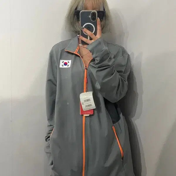 [BUNJANG] The North Face Team Korea National Training Jacket Grey XL / XL 새상품 노스페이스 팀 코리아 국가대표 트레이닝 자켓 그레이