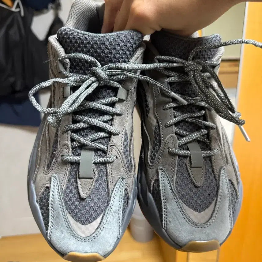 [BUNJANG] Adidas Yeezy Boost 700 Geode Sneakers / 이지 부스트 700 지오드