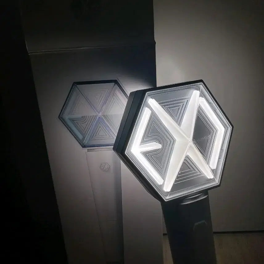 [BUNJANG] EXO Official Lightstick 'Aeridong' / 엑소 에리디봉