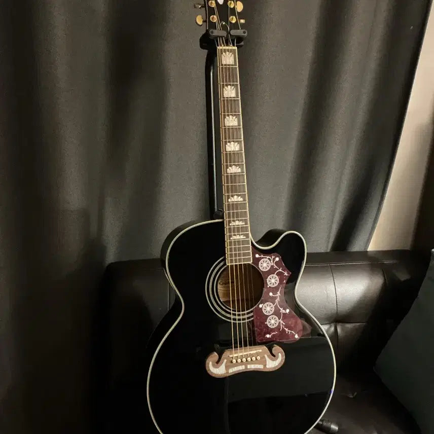 [BUNJANG] Epiphone EJ-200SCE/BK Black Jumbo Acoustic Guitar / 에피폰 Epiphone EJ-200SCE/BK 블랙 점보 통기타