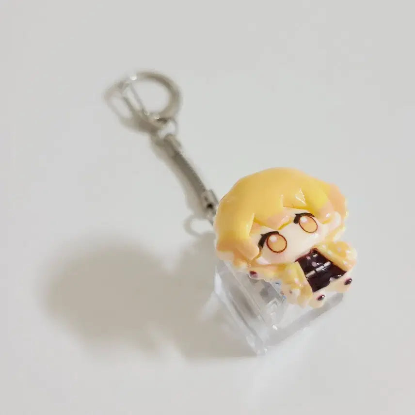 [BUNJANG] Demon Slayer Agatsuma Zenitsu Rainbow LED Clear Keycap Clicker Keyring / 새상품 1개 귀멸의 칼날 귀칼 아가츠마 젠이츠 레인보우 LED 키보드 투명 키캡 키링 1구 클리커 딸깍이 키홀더 가방고리 애니메이션 캐릭터 힐링