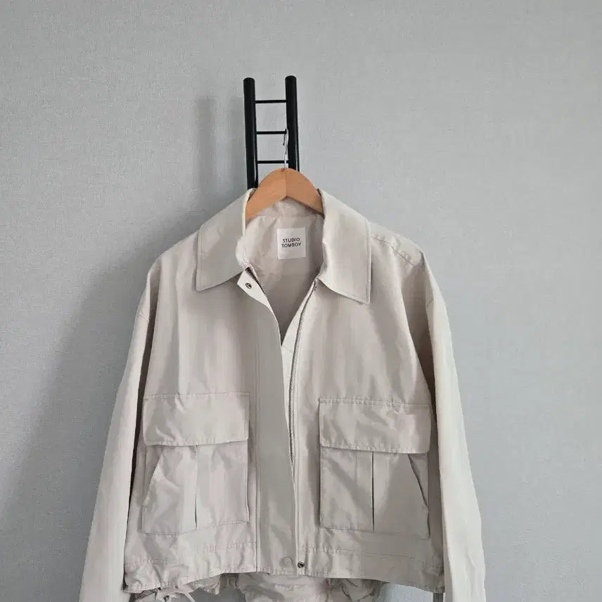 [BUNJANG] Studio Tomboy Oversized Fit Cargo Pocket Jacket / 스튜디오 톰보이  자켓 베이지