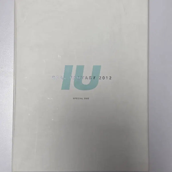 [BUNJANG] IU REAL FANTASY 2012 Concert DVD + Photobook Bundle Set / 아이유 REAL FANTASY 2012 콘서트DVD + 포토북 일괄판매