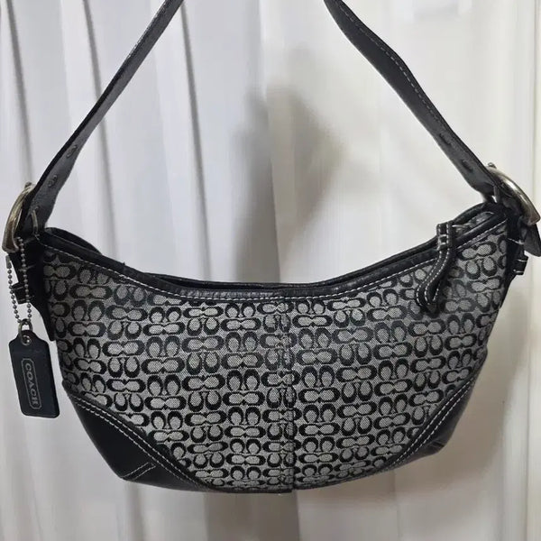[BUNJANG] Coach Shoulder Bag / 코치가방