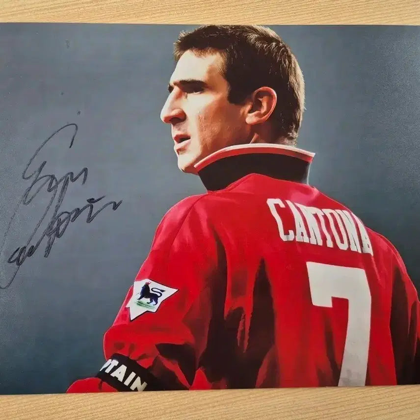 [BUNJANG] Eric Cantona Signed A4 Photo / 에릭 칸토나  사인포토 a4
