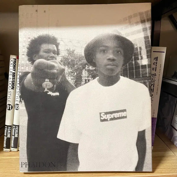 [BUNJANG] Supreme Phaidon Art Book / 슈프림 아트북 phaidon