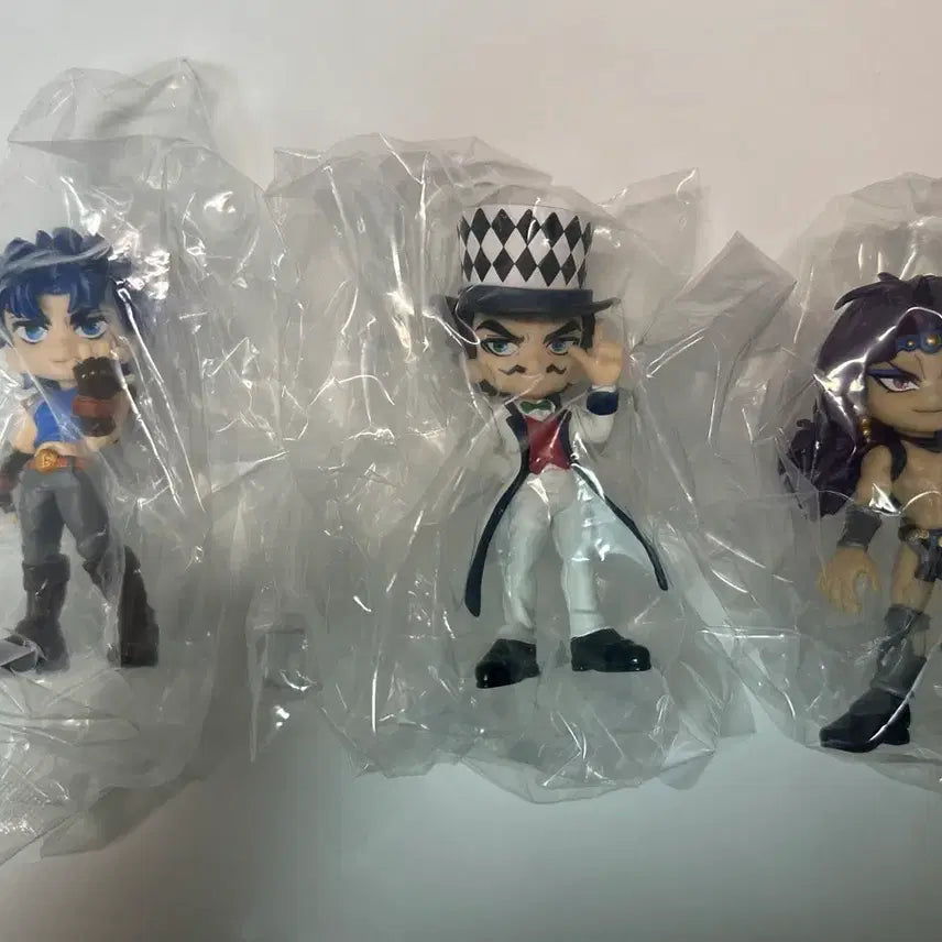 [BUNJANG] JoJo's Bizarre Adventure Part 1 & 2 "Battle Tendency" Figures (Jonathan, Kars, Zeppeli) / 죠죠 1,2부 팔버스 피규어 팝니다(죠나단,카즈,체펠리)