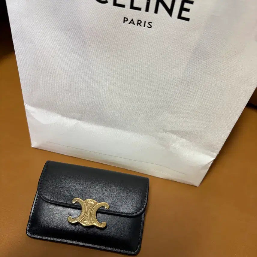 [BUNJANG] Celine Triomphe Card Holder Black / 셀린느 트리옹프 카드지갑 블랙