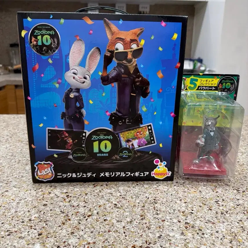 [BUNJANG] Zootopia Nick & Judy 10th Anniversary Figure (Last One) + Lynx Figure / 주토피아 닉&주디 10주년 기념 피규어(라스트원)+시라소니 피규어