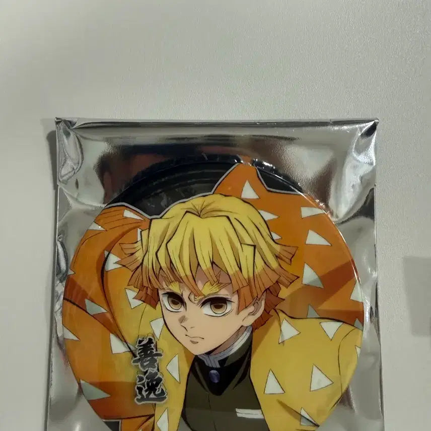 [BUNJANG] Demon Slayer: Mugen Train Arc Random Can Badge - Zenitsu / 귀멸의 칼날 무한성편 랜덤 캔뱃지 젠이츠