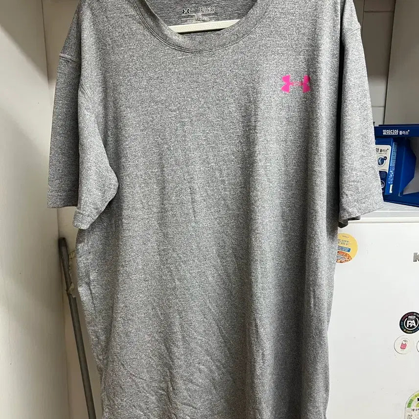 [BUNJANG] Under Armour Basic Logo Short Sleeve T-Shirt - Gray / 언더아머 기본 로고 반팔 티셔츠 그레이