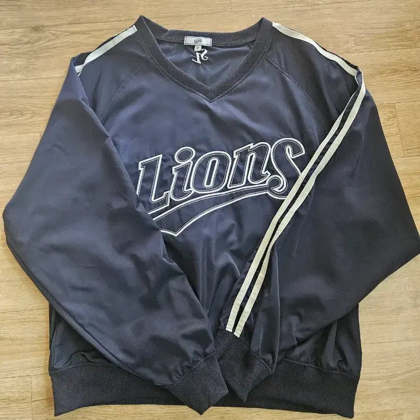 [BUNJANG] Samsung Lions Woven Piste Sweatshirt M / 삼성 라이온즈 우븐 피스테 맨투맨 M