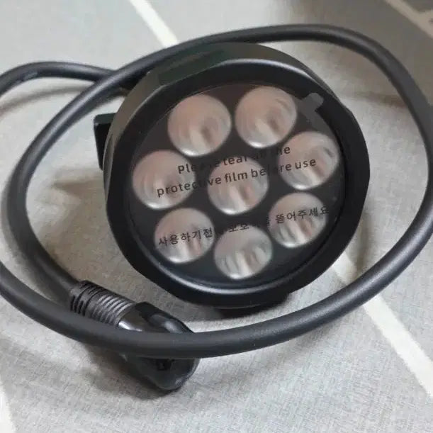 [BUNJANG] Elf Korea Underwater Searchlight 30000lm Hand Grip Guard Included / 엘프 수중서치 30000만 /핸드그립/가드포함 새제품 판매