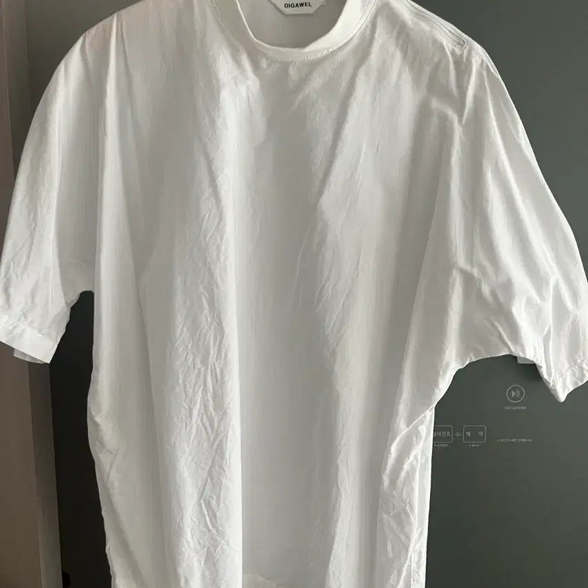 [BUNJANG] Digawel Side Zip-Up T-Shirt White / [3]디가웰 사이드 집업 티셔츠 화이트