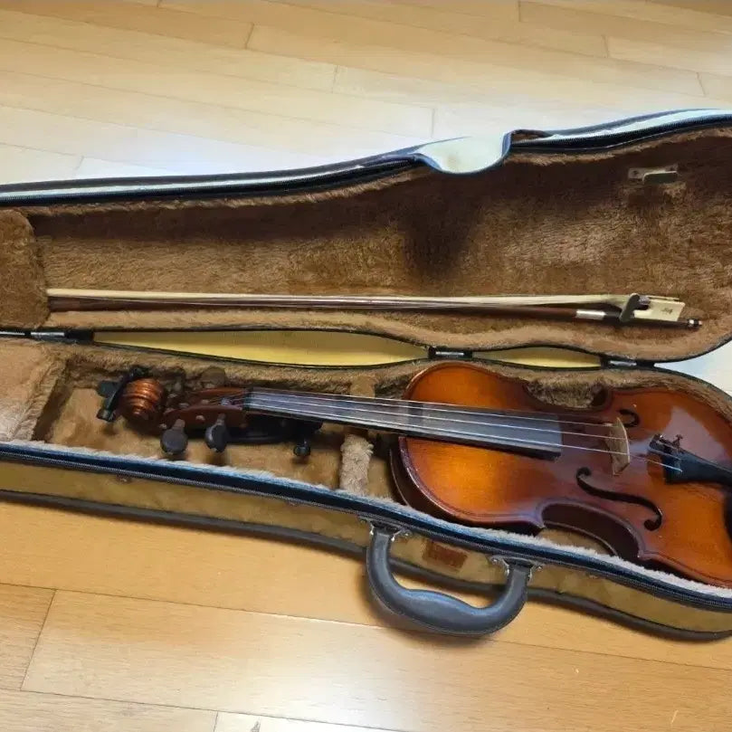[BUNJANG] Samick HVO 4/4 Violin Handmade Early Model Full Set / 삼익 HVO. 4/4 바이올린 풀세트. 삼익 초창기 모델, 수제작.  70.