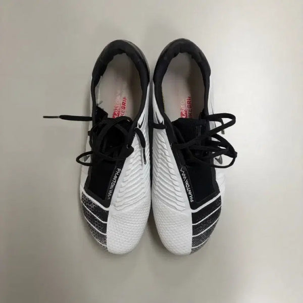 [BUNJANG] Nike Phantom Venom Elite FG 255 / 나이키 팬텀 베놈 엘리트 FG 255