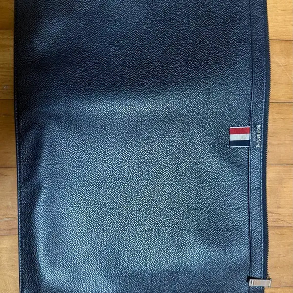 [BUNJANG] Thom Browne Men's Clutch Bag L / 톰브라운 남자 클러치백L 팝니다.