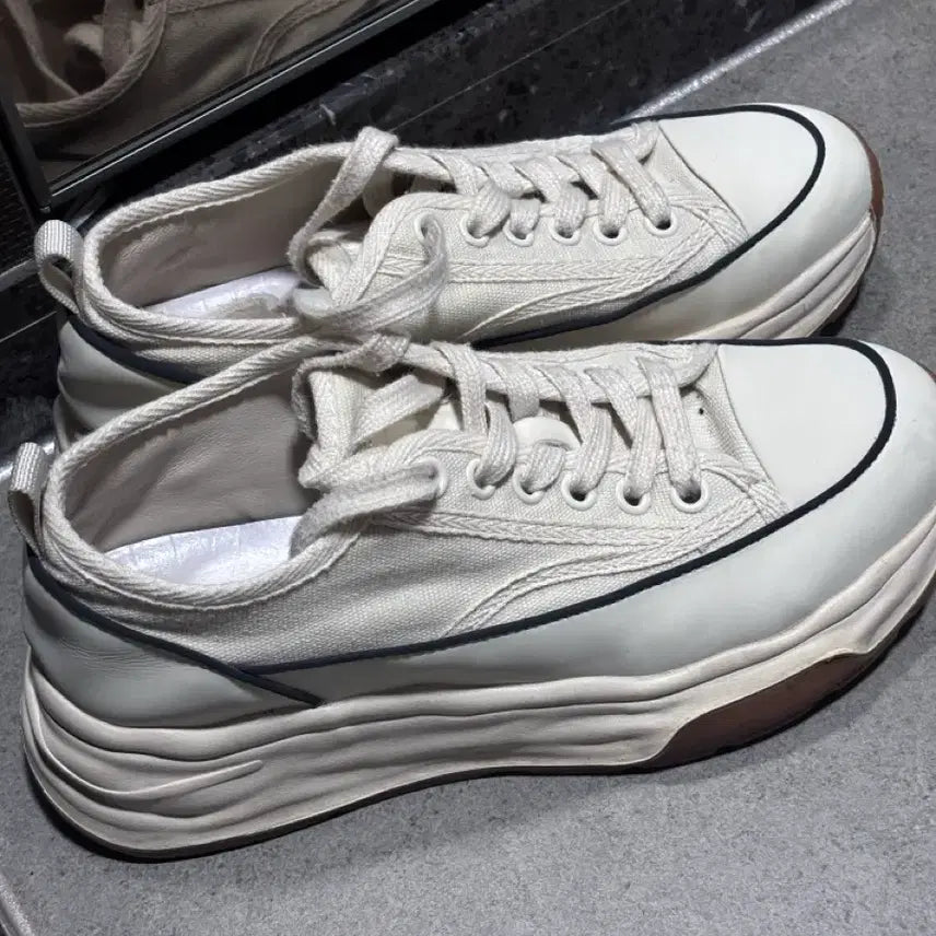 [BUNJANG] Barbara Sneakers White / 바바라 운동화 235