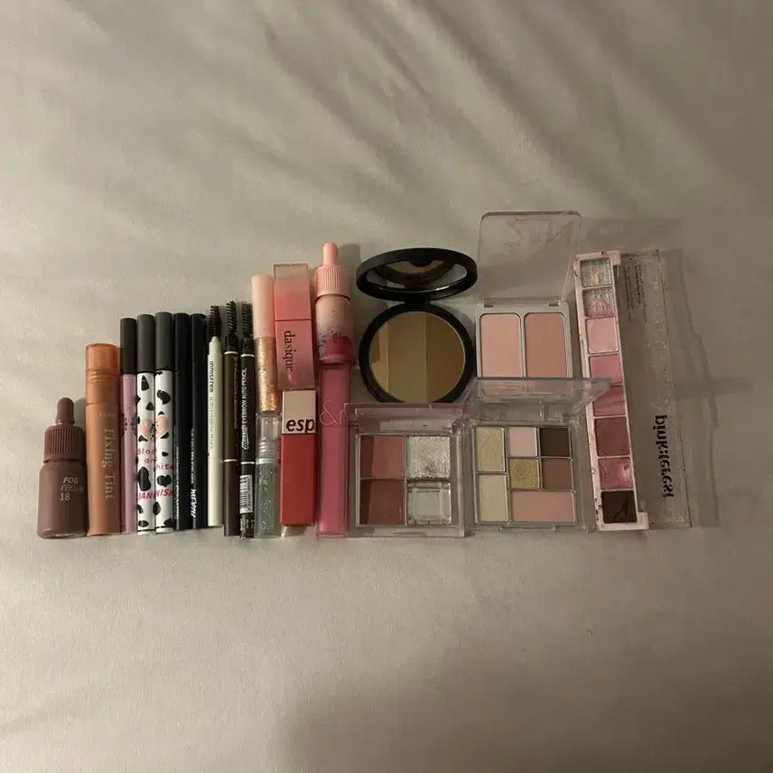[BUNJANG] Color Cosmetics Bundle: Cool Tone Blush, Shading, Shadow, Tint / 색조 화장품 일괄 여쿨 불러셔 쉐딩 쉐도우 틴트