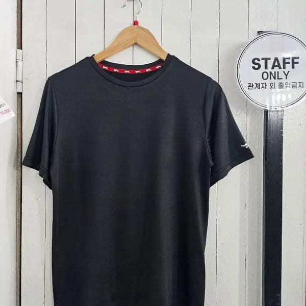 [BUNJANG] BFL Men's & Women's Spandex Short Sleeve T-Shirt / BFL 남녀공용 스판 반팔티 L 라운드넥 블랙 심플 루즈핏 U넥 반팔 티셔츠 스포츠웨어 운동복 100